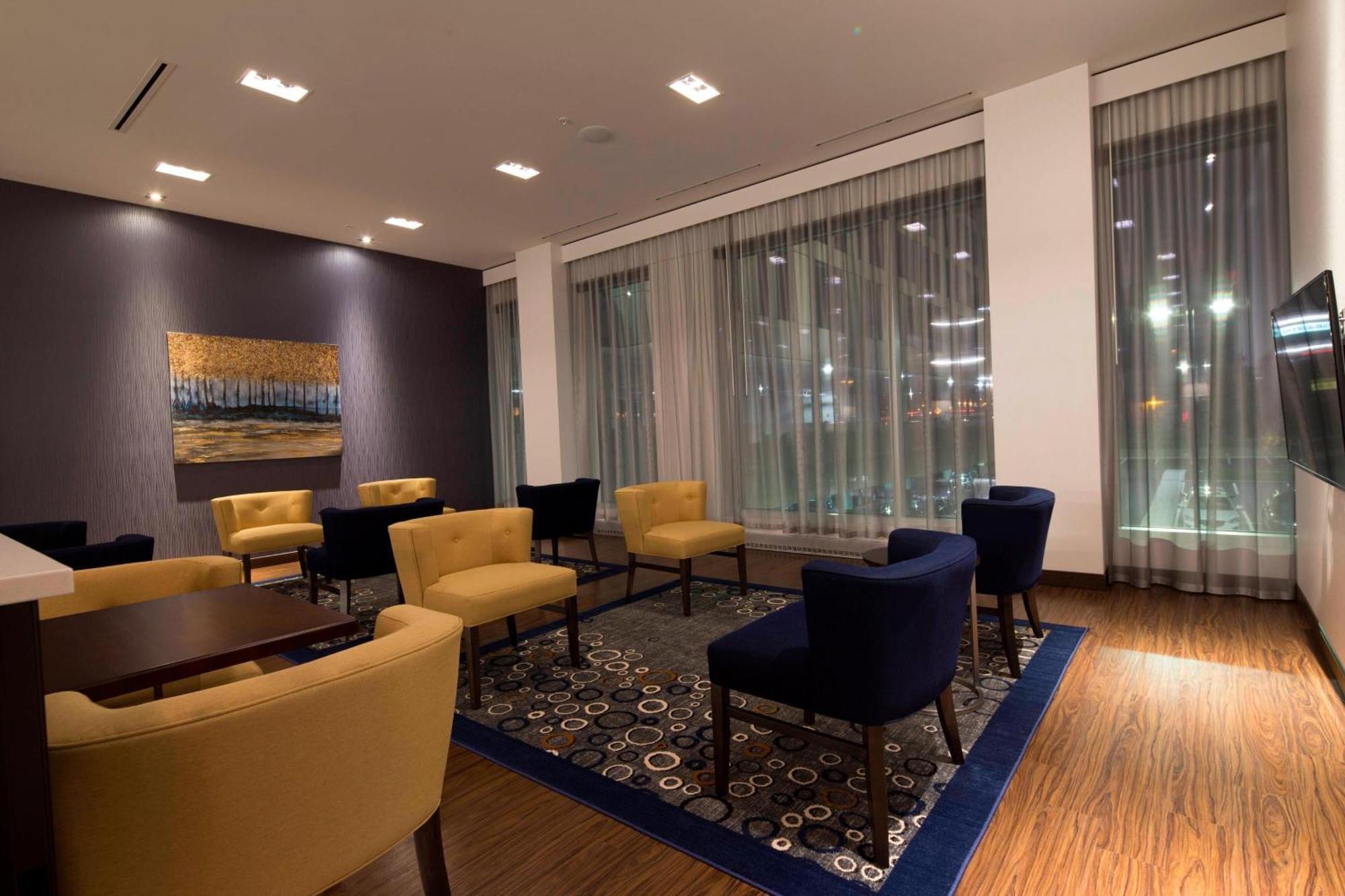 Courtyard By Marriott Québec Exterior foto